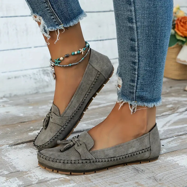 Coastal Comfort – Moccasin-Style Loafers
