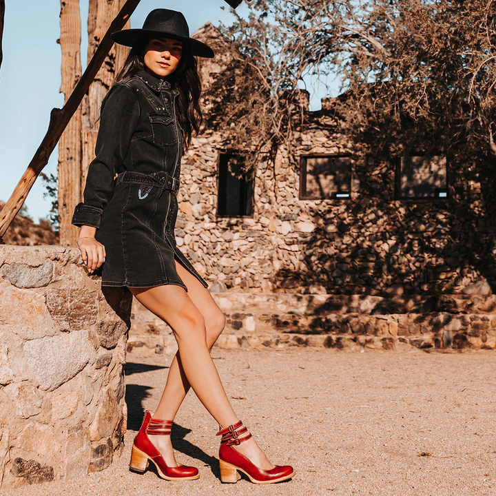 Eva - Stylish Ankle Boot