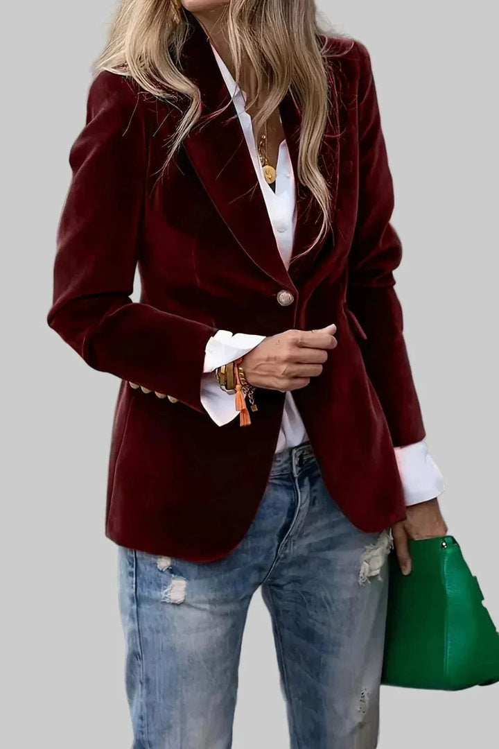 Elegant Women’s Velvet Blazer