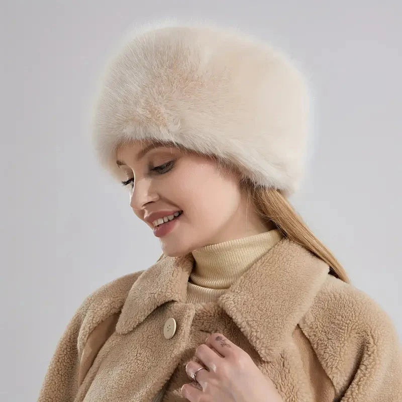 “Fluffy Faux Fur Bucket Hat – Soft Winter Fashion Hat for Women”